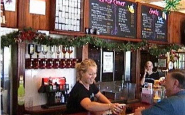 Canungra Hotel