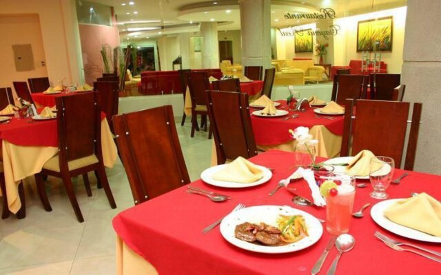 Hotel Charthon
