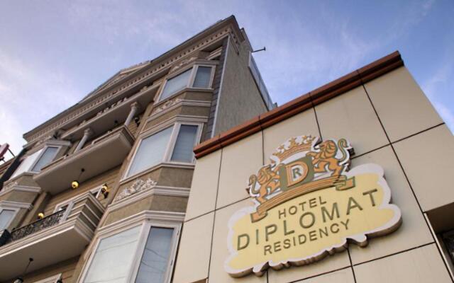 Hotel Diplomat Residency