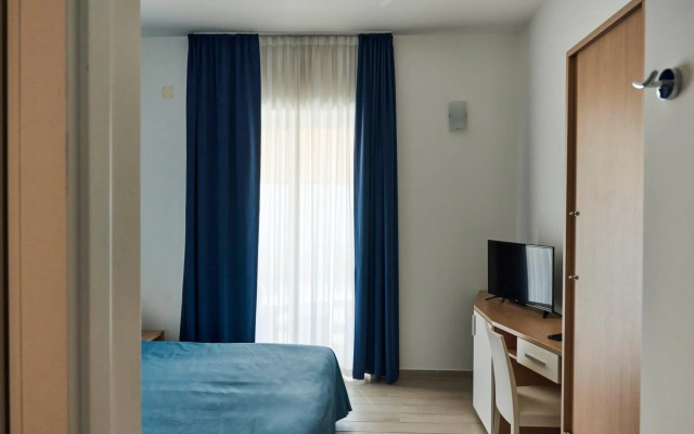 Ticho's Greenblu Hotel