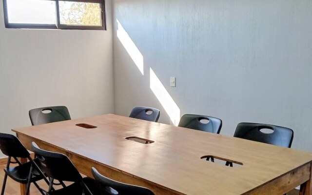 WorkVista Cowork y Hostal