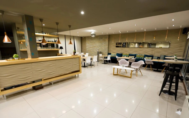 Gran Hotel Flores