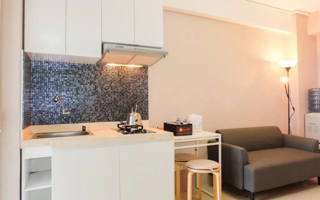 Simply 2BR at Bassura City Apartment