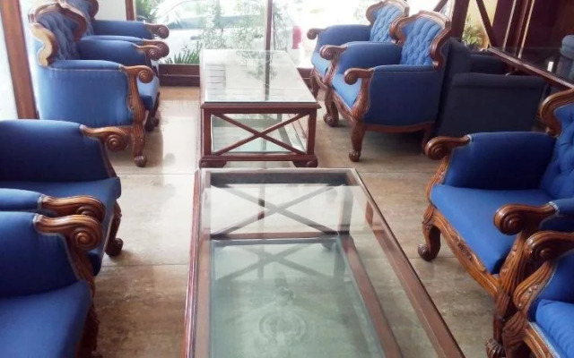 Hotel Ganga Azure