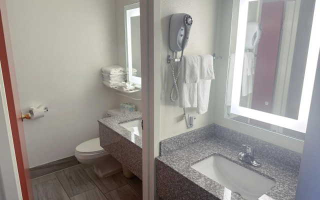 Quality Inn & Suites I-25 North