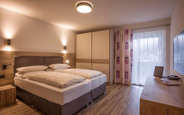 Aparthotel AlpTirol