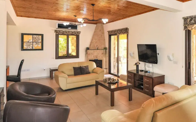 Sunset View Villa in Argaka