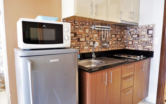 One Palm Tree Villas by SMTL Properties