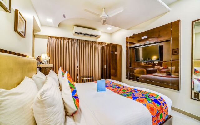 Hotel Laaiba Residency