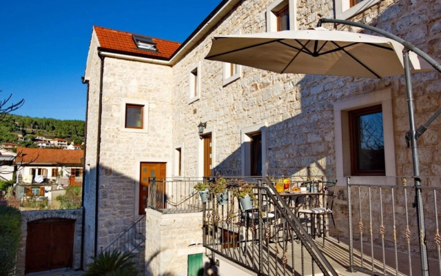 Neno - 50 m From Center - A1 Ana