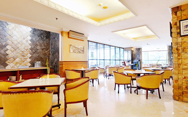 ZenRooms Soekarno Hatta Buah Batu
