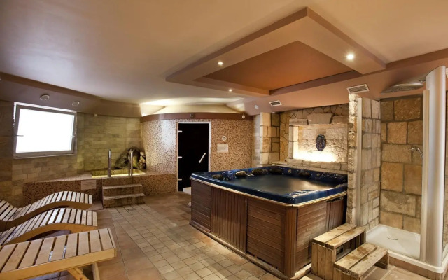 Hotel Makar Sport & Wellness