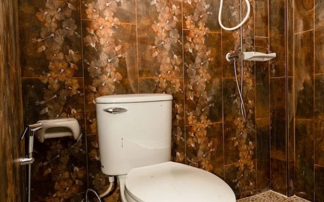 OYO 533 Runya Poolvilla