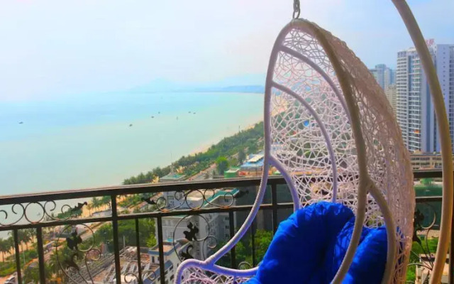 Sanya Rainbow Footprint Guesthouse