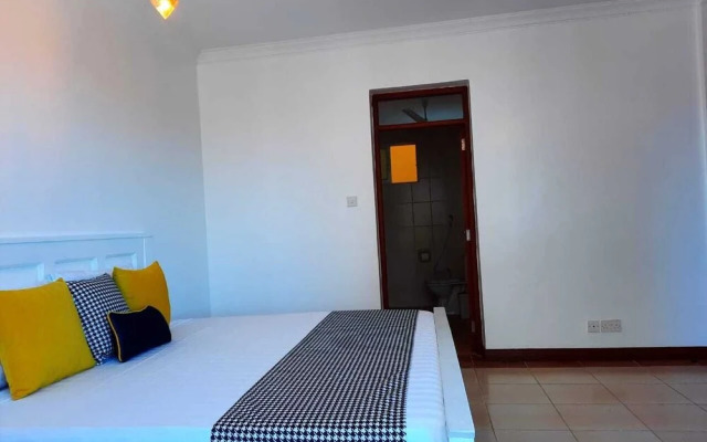 Stay.Plus Queen's Royal Apartments Nyali