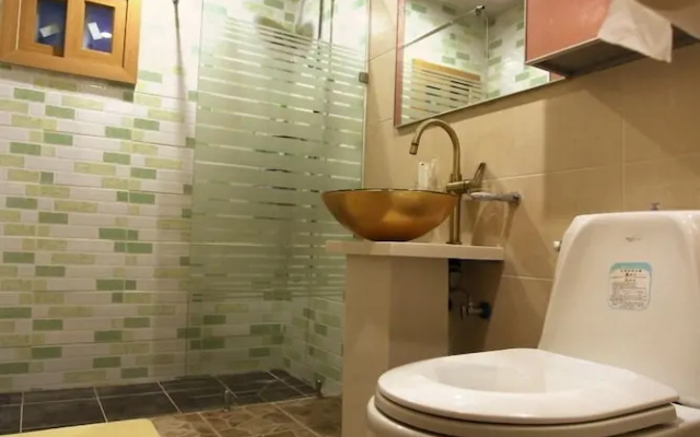 Seogwipo Harbor Hotel & Guesthouse