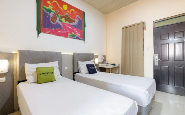 Urbanview Hotel Delima 101 Syariah – Guest Rooms – Serang