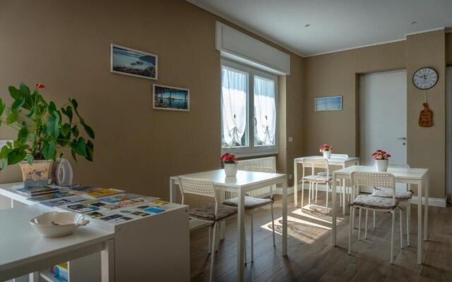 La Rosa Tra i Laghi B&B