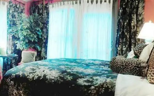 Robin's Nest Bed and Breakfast Inn