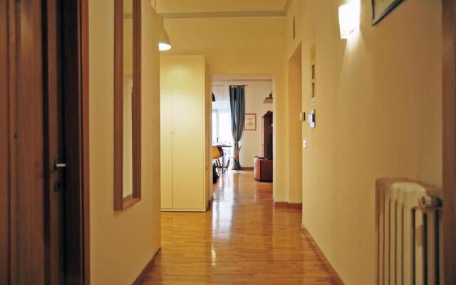 Elegant Apartment Via Veneto by Varental