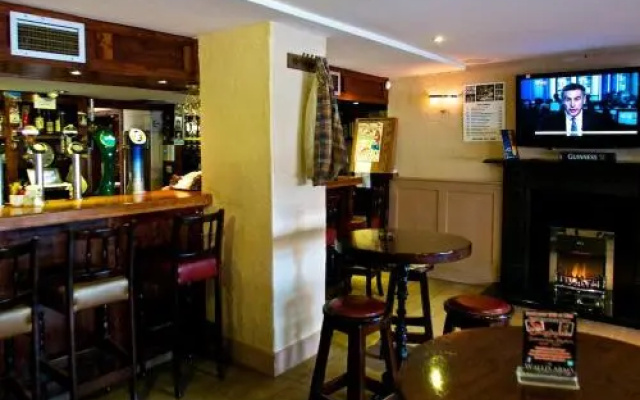 Wallis Arms Hotel