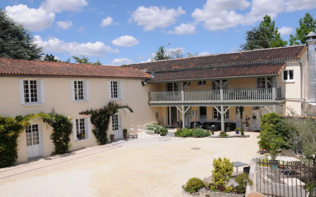 Hotel Restaurant L'Essille Logishotel Elegance