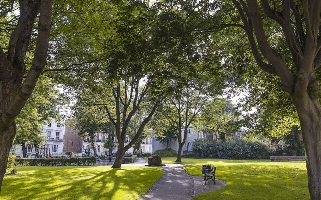 Contemporary Maida Hill