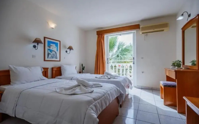 Vivian Hotel