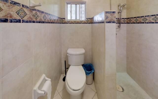 Beach Casa de Canciones Playacar - 2 Br Condo