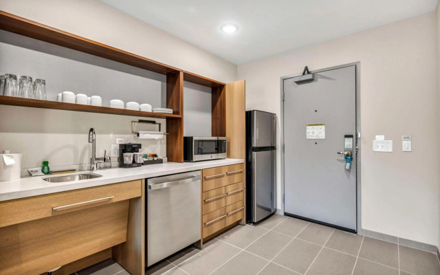 Home2 Suites by Hilton Raleigh West Lenovo Center