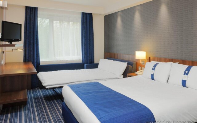 Holiday Inn Express Cambridge-Duxford M11, Jct.10, an IHG Hotel