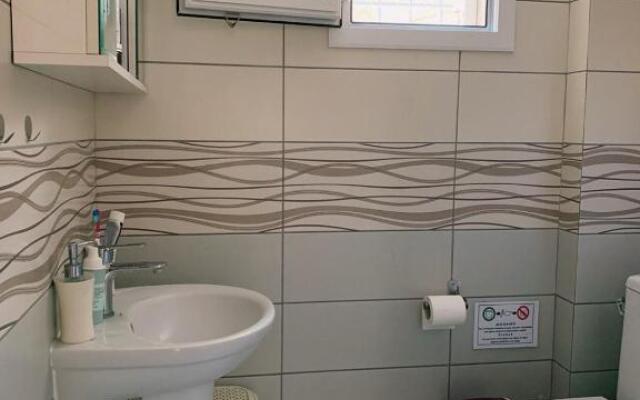 Nice homely 2-bedroom apartment close to the beach