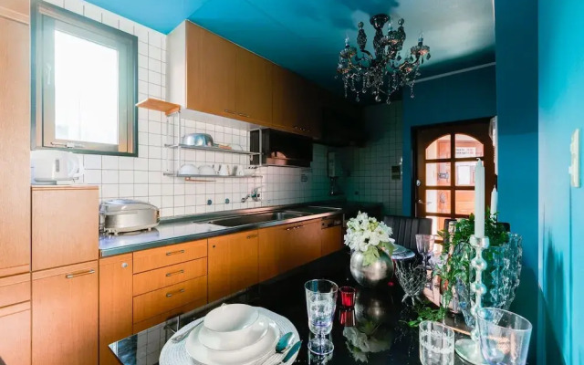 Ota Building Penthouse St33