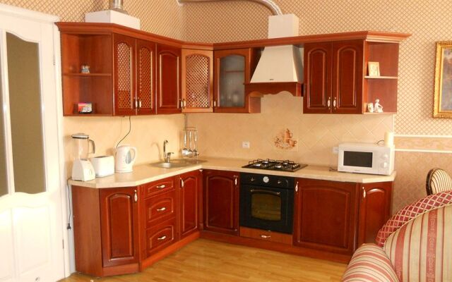 OId Town Apartments