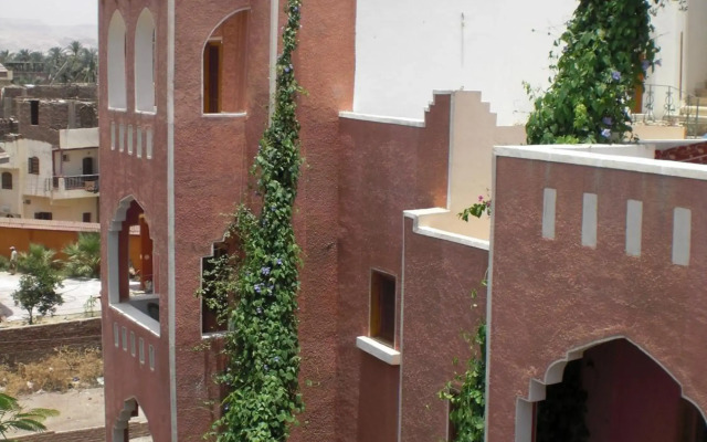 El Fayrouz Hotel