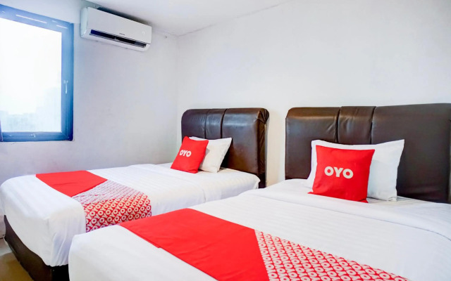 OYO 2574 Z Suites Hotel