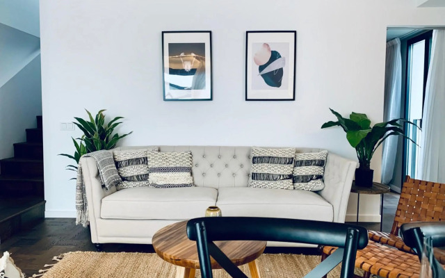 Terreno Suites