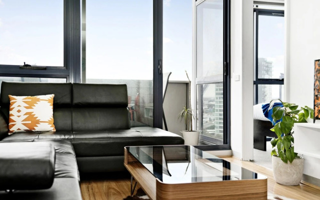 ZEE, 2BDR Southbank Apartment