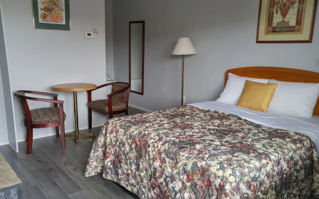 7 Nights Stay