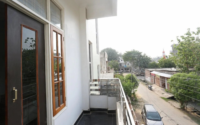 VMS Royal Inn By OYO Rooms