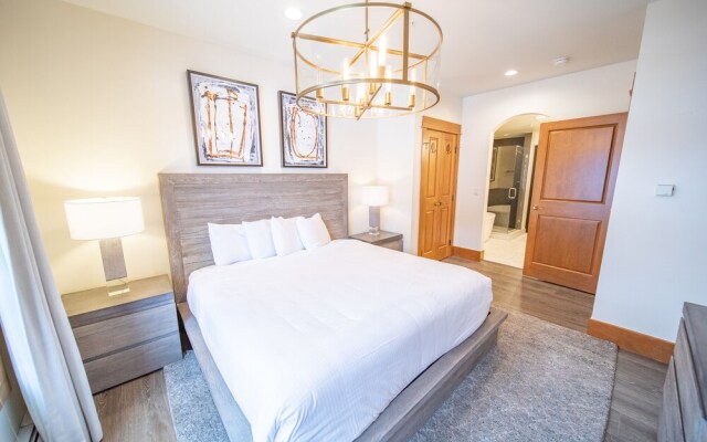 Lone Eagle 3000 by SummitCove Vacation Lodging