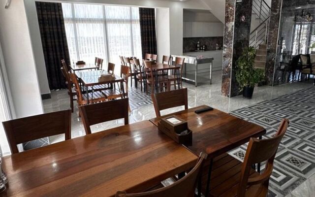 Badlis Hotel