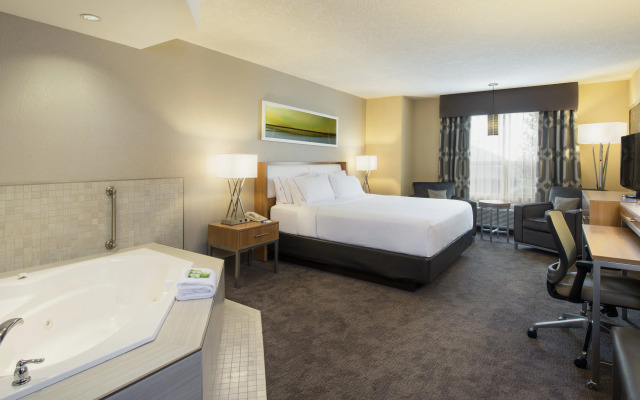 Holiday Inn Express & Suites Sherwood Park-Edmonton Area by IHG - фото 5
