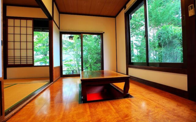 Sarugakyo Onsen Shojuen