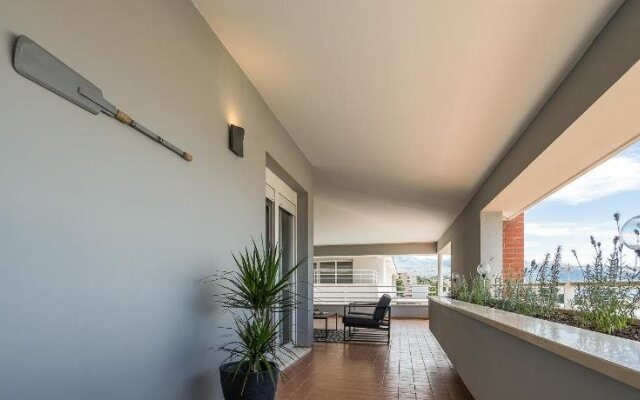 Apartment M