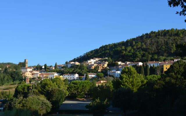 Escape in Rosignano Hills