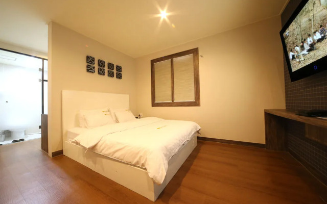 Busan Jaesongdong Hotel Ro