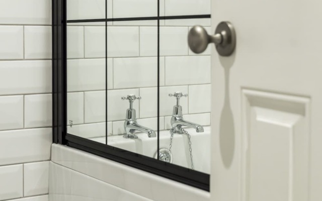 Pieces of Eight Two Bedroom Apartment