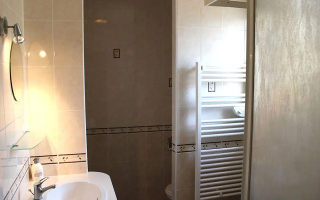 Comfortable Holiday Home With Pool