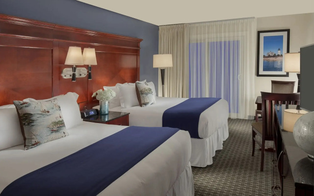 Ocean Mist Beach Hotel & Suites